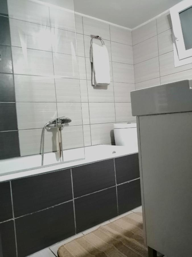 Comfortable Modern Entire House Near The Center Of Athens-Blue Serenity Екстериор снимка