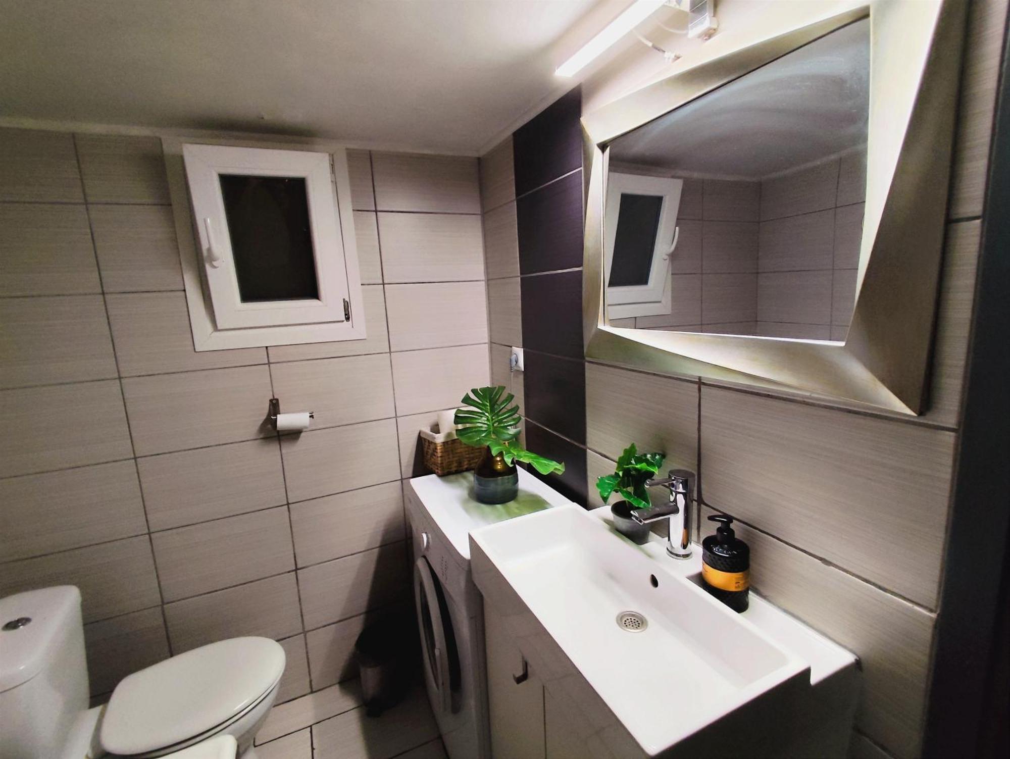 Comfortable Modern Entire House Near The Center Of Athens-Blue Serenity Екстериор снимка